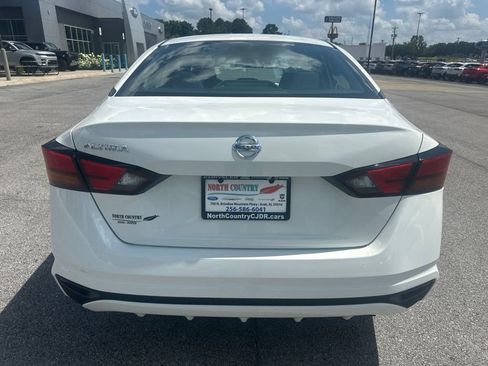 Used 2022 Nissan Altima 2.5 S FWD image 6