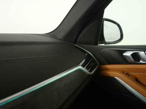 Certified 2023 BMW X5 sDrive40i w/ Parking Assistance Package image 19