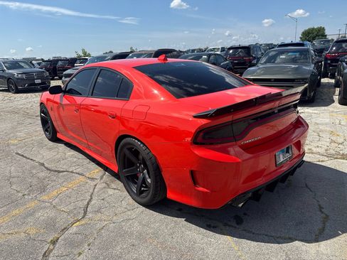 Used 2018 Dodge Charger SRT Hellcat RWD image 8