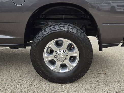 Used 2023 RAM 2500 Big Horn w/ Level 1 Equipment Group AWD/4WD image 9
