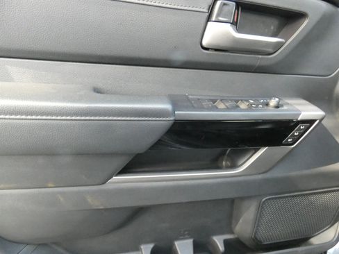 Used 2024 Toyota Tundra Limited image 58