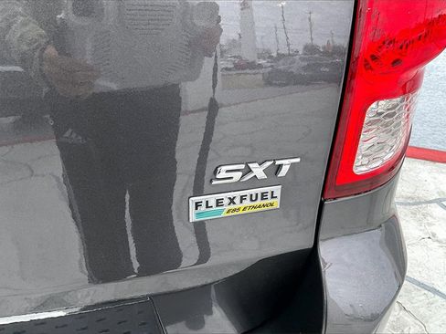 Used 2019 Dodge Grand Caravan SXT image 23