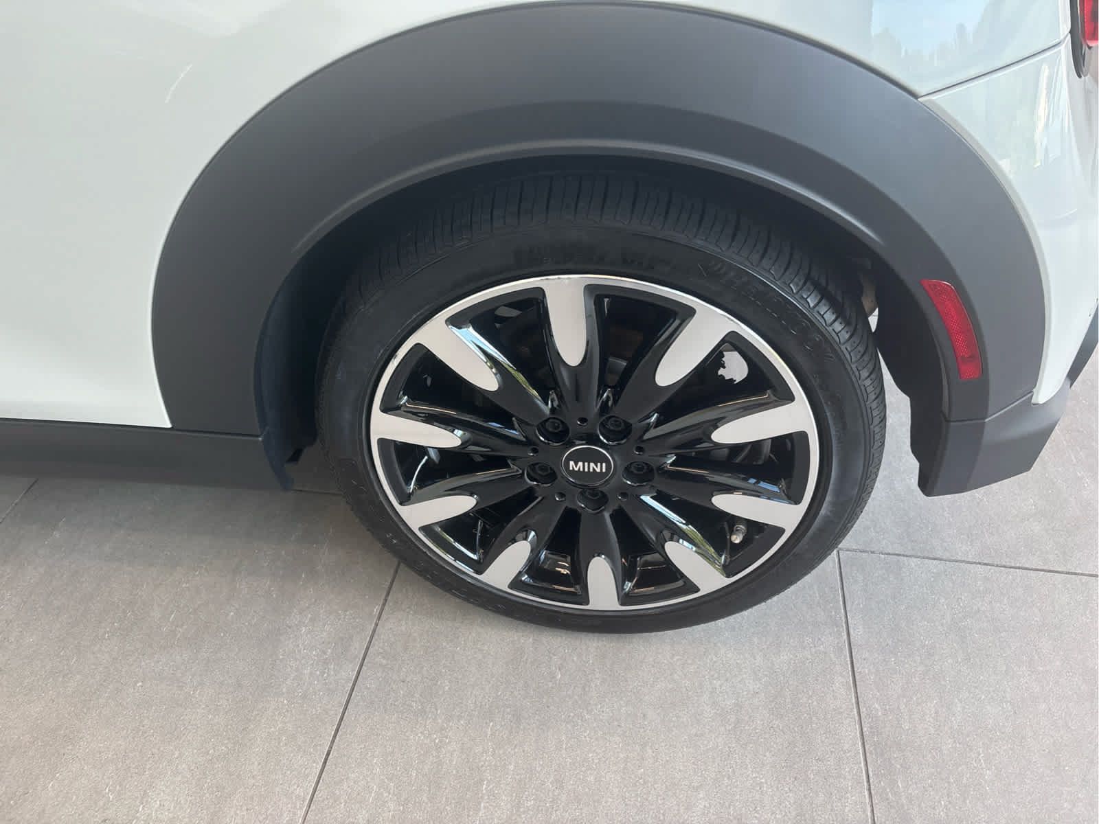 Used 2024 MINI Cooper S FWD image 12