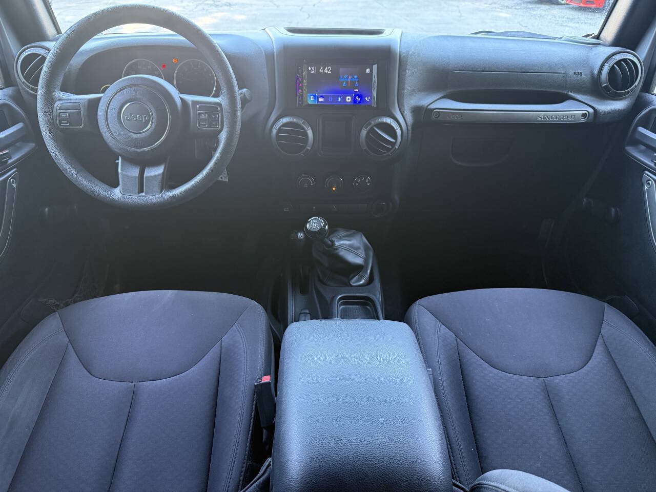 Used 2015 Jeep Wrangler Sport AWD/4WD image 2