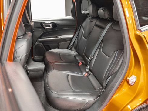 Used 2026 Jeep Compass Limited AWD/4WD image 27