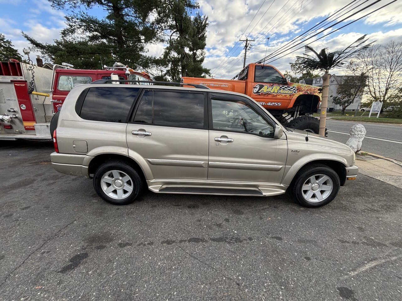 Used 2003 Suzuki XL7 4WD image 4