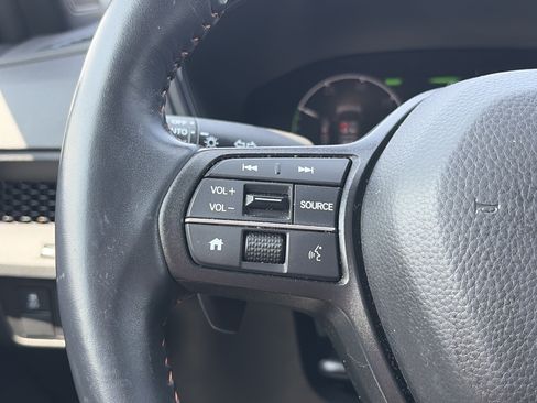 Used 2024 Honda CR-V Sport image 23