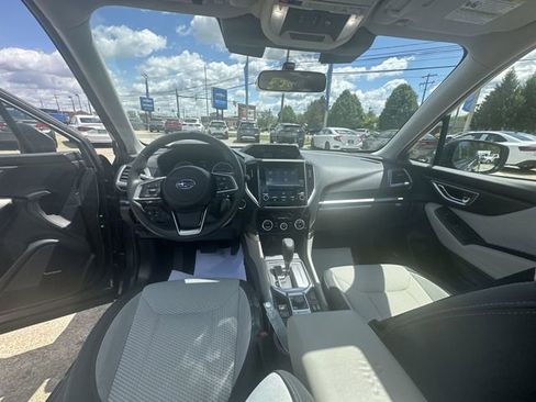Used 2023 Subaru Forester Premium AWD/4WD image 22