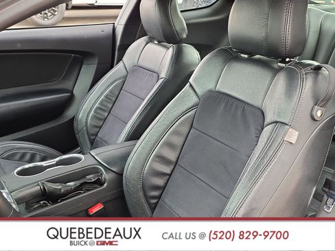 Used 2018 Ford Mustang Coupe RWD image 11
