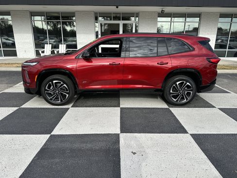 Used 2025 Buick Enclave Sport Touring w/ Super Cruise Package image 1