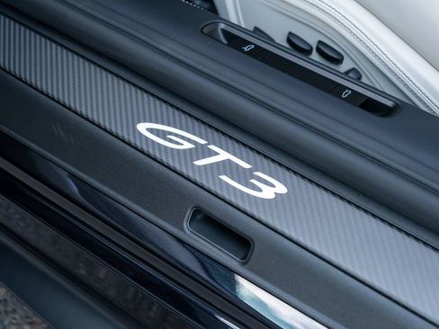 New 2026 Porsche 911 GT3 RWD image 46