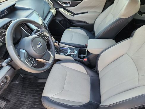 Used 2020 Subaru Forester Limited w/ Popular Package #3 AWD/4WD image 11