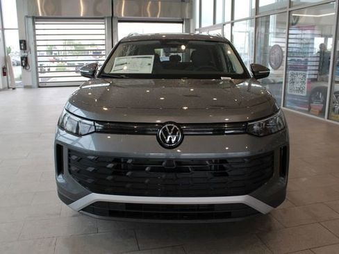 New 2026 Volkswagen Tiguan SE AWD/4WD image 36