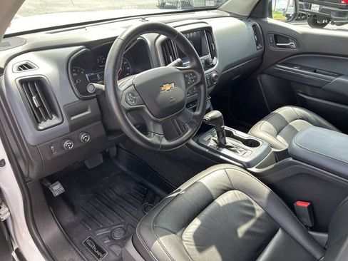 Used 2018 Chevrolet Colorado Z71 AWD/4WD image 17