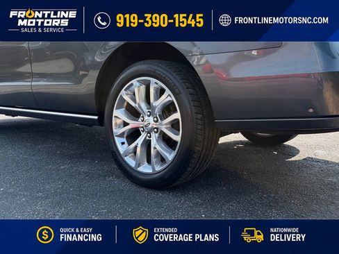 Used 2018 Ford Expedition Limited w/ Equipment Group 302A AWD/4WD image 24