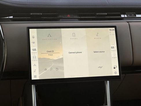 Used 2025 Land Rover Range Rover Long Wheelbase SE image 17