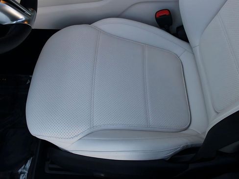 Certified 2026 Mercedes-Benz GLC 300 image 14