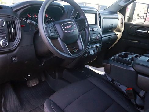 Used 2025 GMC Sierra 2500 Pro AWD/4WD image 16