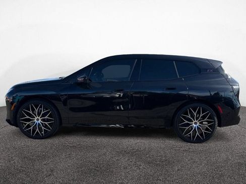 Used 2025 BMW iX xDrive50 AWD/4WD image 2