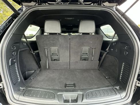 Used 2024 Dodge Durango GT image 25