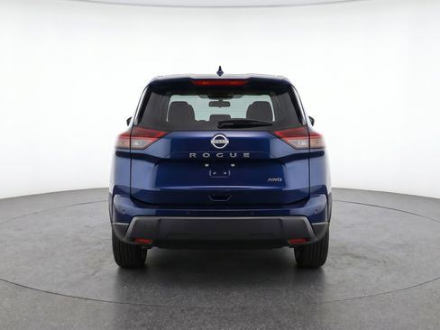 Used 2025 Nissan Rogue SV FWD image 7