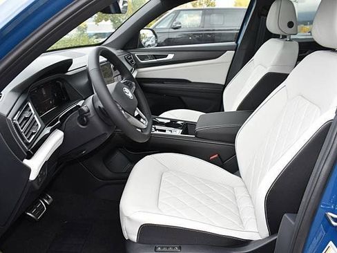 New 2026 Volkswagen Atlas Cross Sport SEL Premium R-Line AWD/4WD image 7