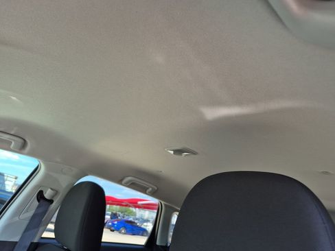 Used 2025 Mitsubishi Outlander Sport LE image 29