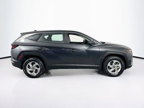 Used 2023 Hyundai Tucson SE AWD/4WD image 4