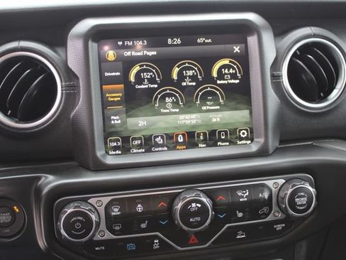 Used 2022 Jeep Wrangler Unlimited Sahara w/ Cold Weather Group AWD/4WD image 27