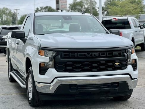 Used 2025 Chevrolet Silverado 1500 W/T RWD image 27