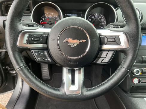 Used 2019 Ford Mustang Coupe image 20