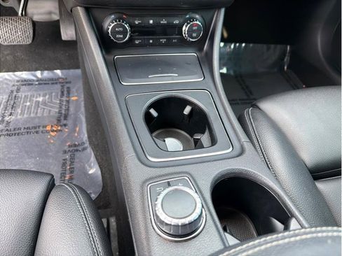 Used 2018 Mercedes-Benz GLA 250 image 21