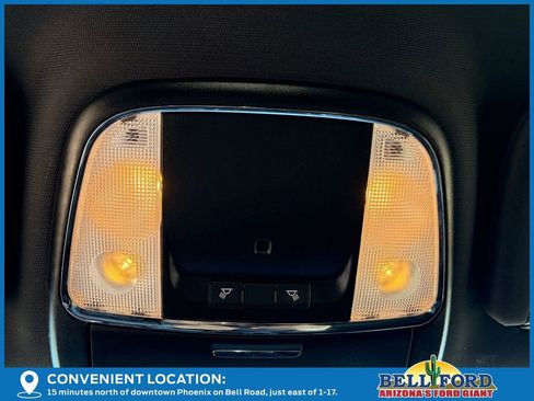 Used 2020 Dodge Durango SXT image 34