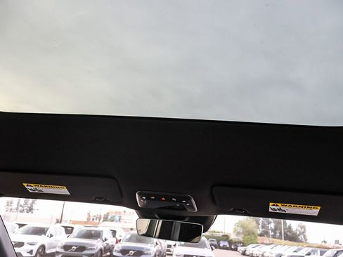 New 2026 Volvo EX90 Plus image 24