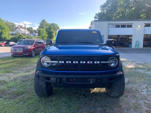 Used 2024 Ford Bronco Badlands AWD/4WD image 3