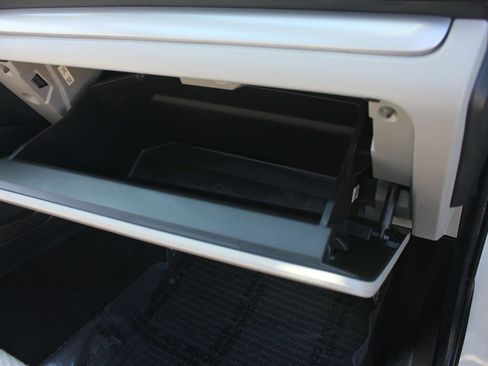 Used 2015 Subaru Forester 2.5i Premium w/ All-Weather Package image 37