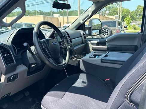 Used 2022 Ford F250 XLT AWD/4WD image 5