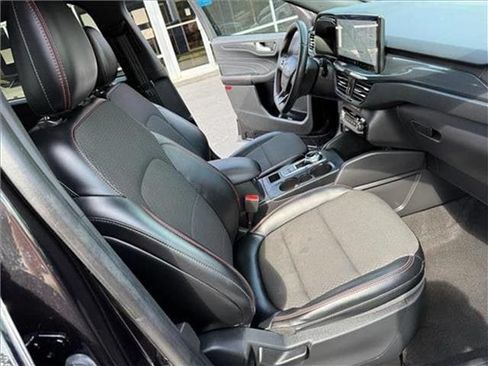 Used 2024 Ford Escape ST-Line w/ Tech Pack #1 FWD image 34