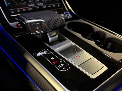 New 2026 Audi SQ7 Prestige AWD/4WD image 16