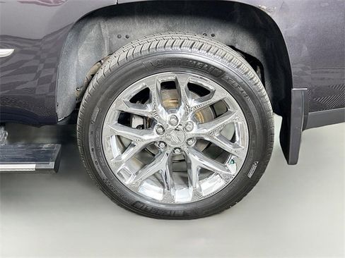 Used 2016 Cadillac Escalade Premium image 41