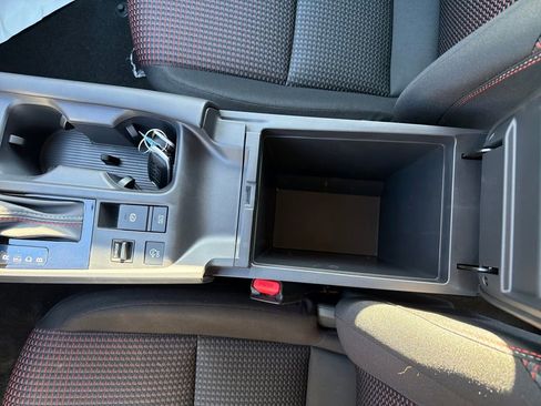 Used 2026 Nissan Sentra SR w/ SR All Weather Package FWD image 28