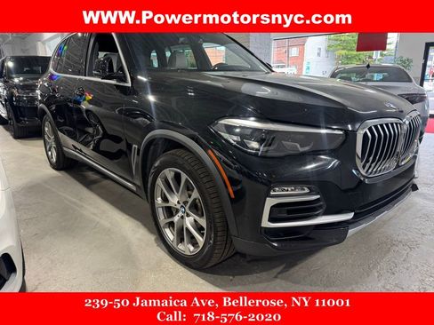 Used 2019 BMW X5 xDrive40i w/ Premium Package 2 AWD/4WD image 2