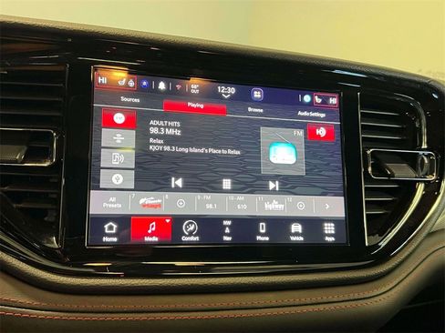 Used 2023 Dodge Durango GT image 30