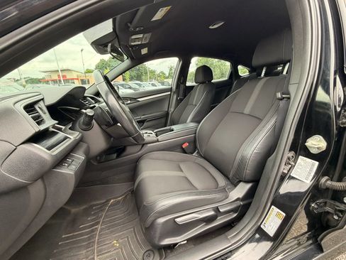 Used 2019 Honda Civic Sport image 13