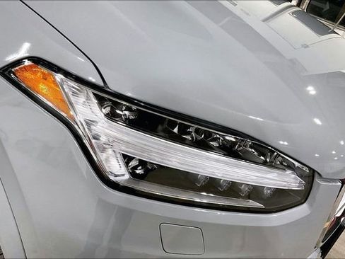 Certified 2025 Volvo XC90 T8 Ultra image 33