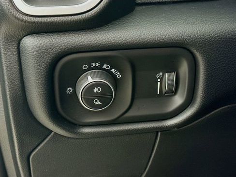 Used 2025 RAM 2500 Big Horn image 10