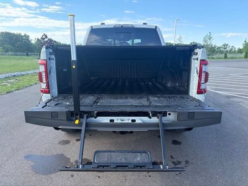 Used 2023 Ford F150 Raptor AWD/4WD image 11