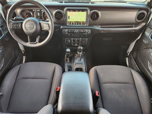 Certified 2023 Jeep Gladiator Sport image 23