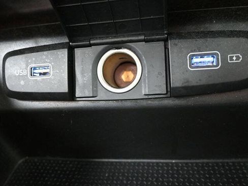 Used 2022 Hyundai Tucson SE image 31