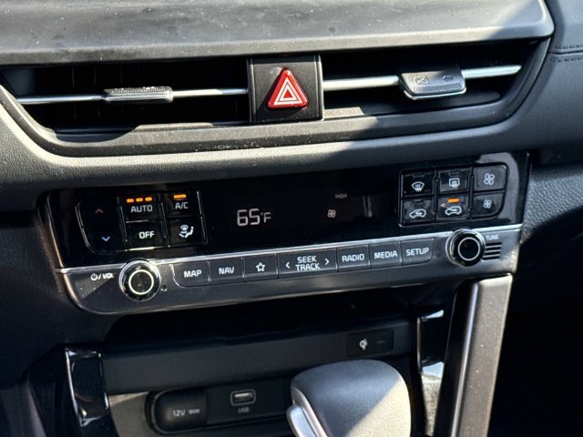 Used 2025 Kia Seltos EX AWD/4WD image 21
